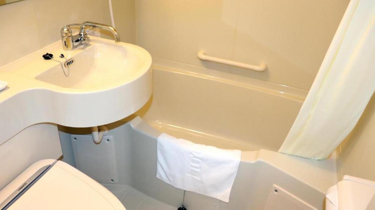 Toyoko Inn Shin-Fuji-Eki Minami-Guchi Fuji  Bagian luar foto